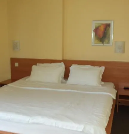Otel Elit 2*
